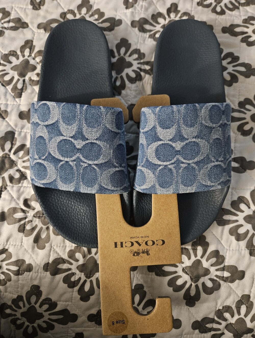 Coach Slides - Picture 1 of 1